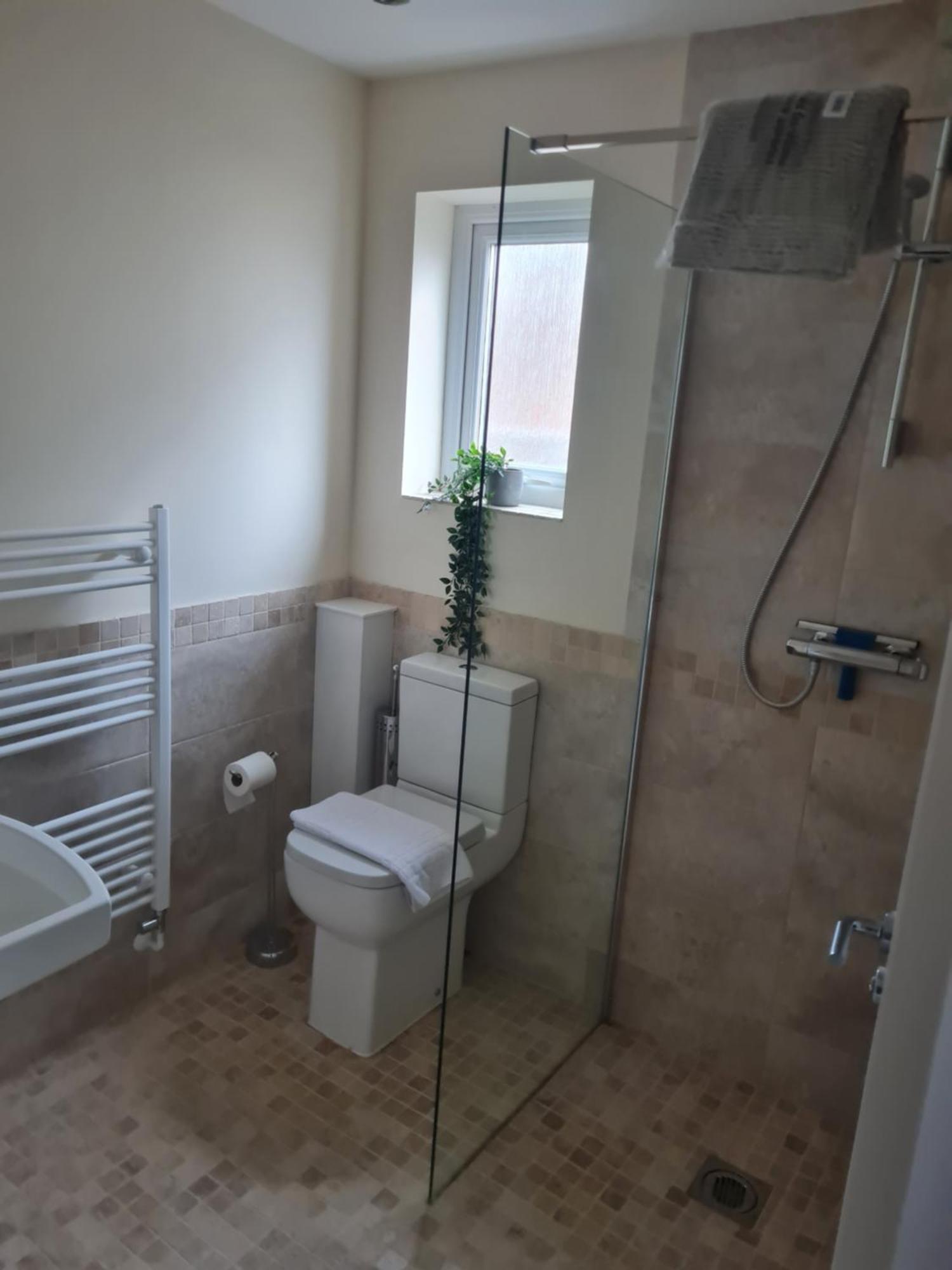 5Bed House Wirral Near Liverpool Chester Bagian luar foto